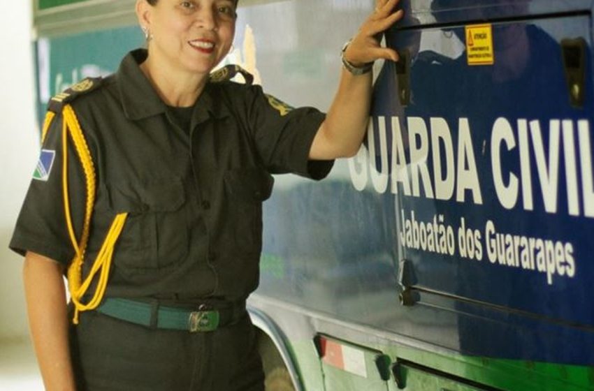  Jaboatão tem a primeira mulher no comando de guarda municipal em PE – G1