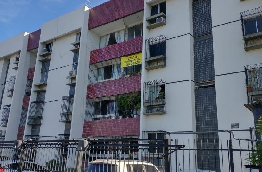  Homem invade apartamento e esfaqueia ex-namorada e os pais dela em Jaboatão dos Guararapes, no Grande Recife – G1